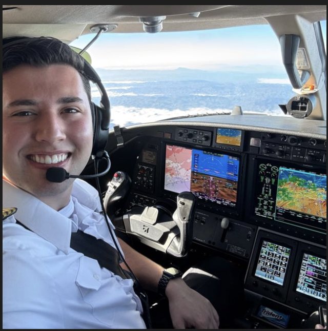 Saul Fernandes, piloto comercial